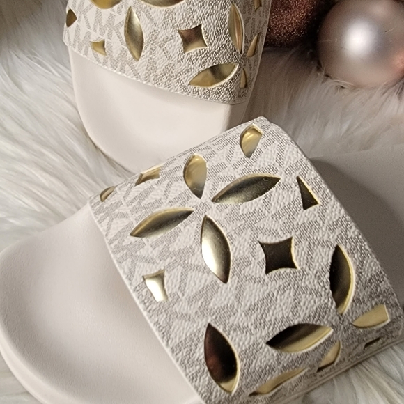 MICHAEL KORS WOMEN'S SLIDES Size8 Brand new - Picture 3 of 7